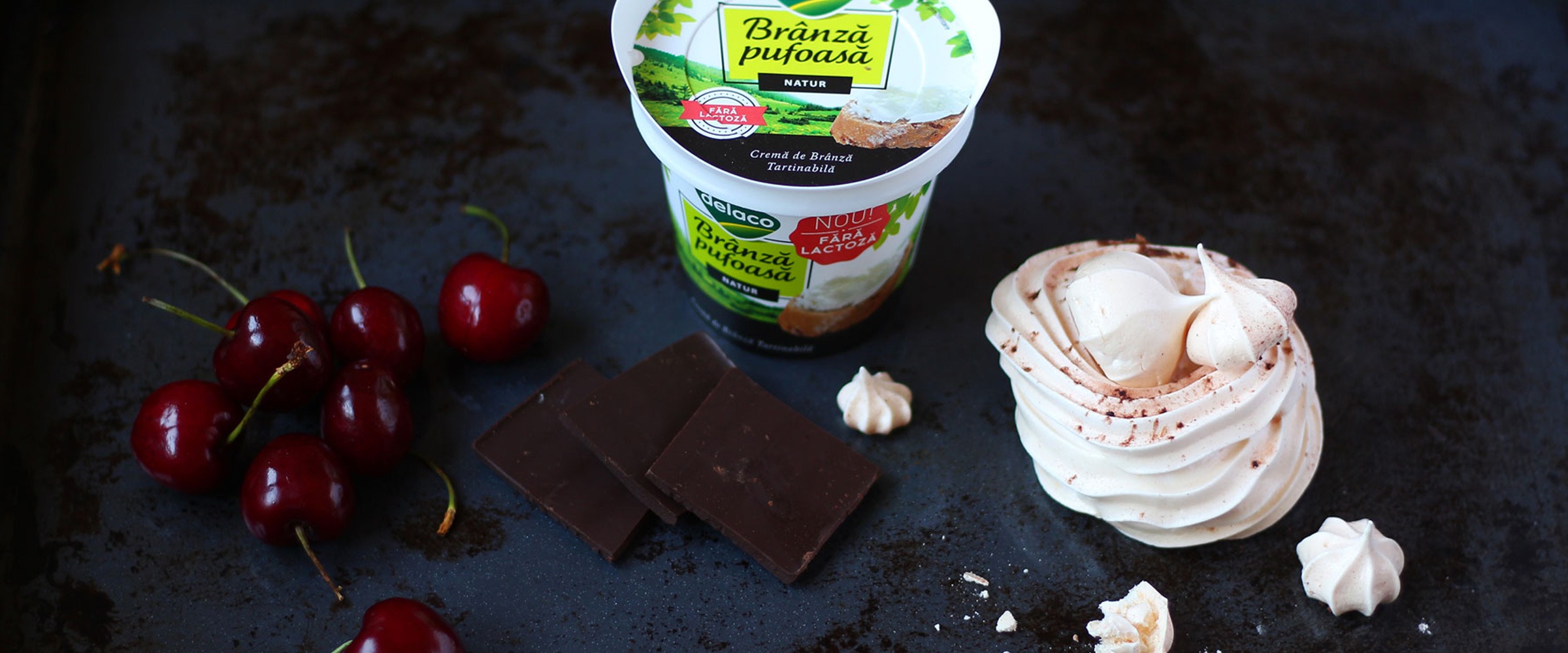 MINI PAVLOVA CU CIREȘE